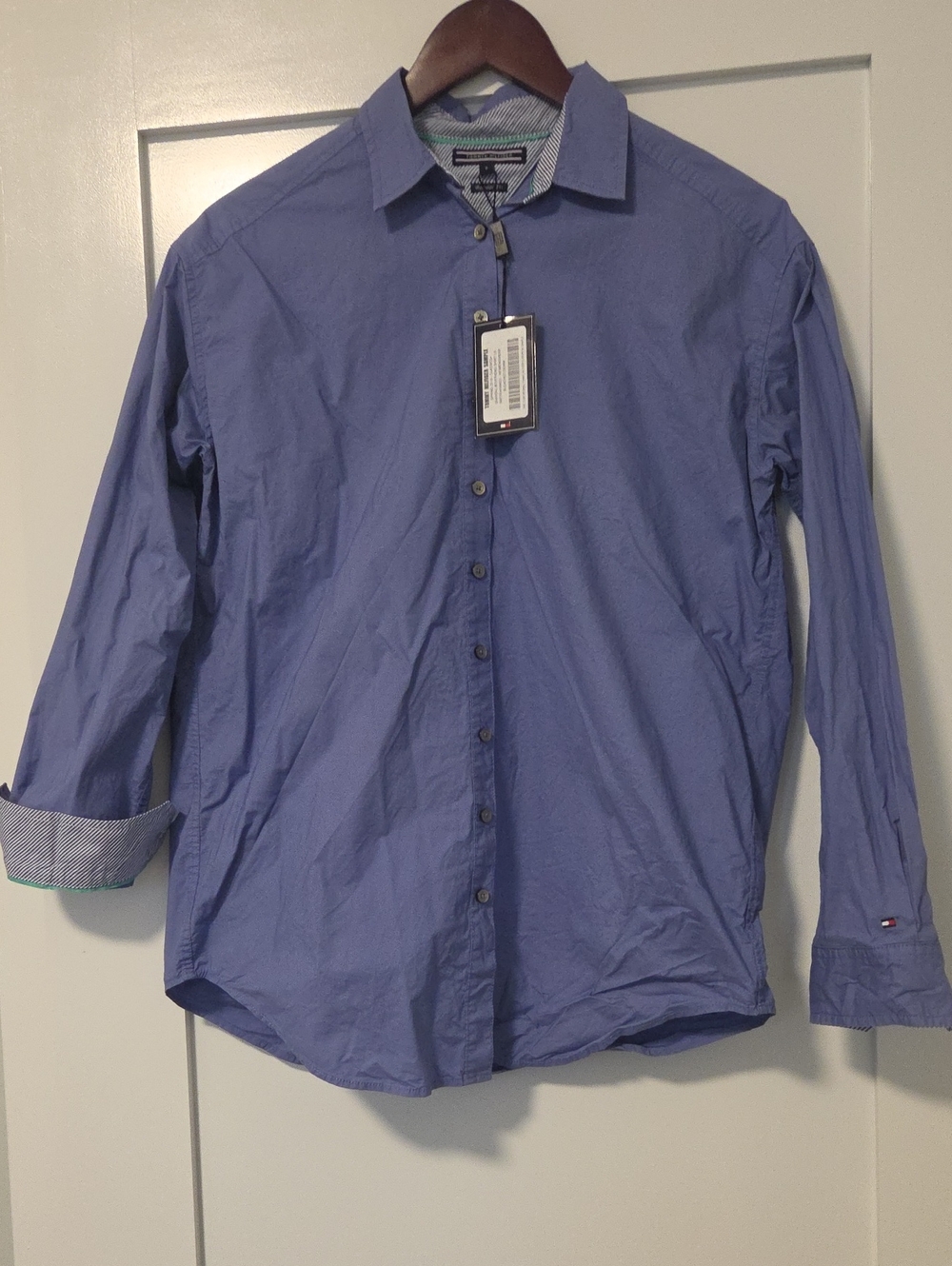 NWT Tommy Hilfiger Boyfriend Long Sleeve Button-Down Shirt Bleached Denim Size 6